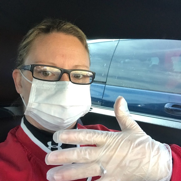 Meet your Posher, Vicki - Picture 1 of 1